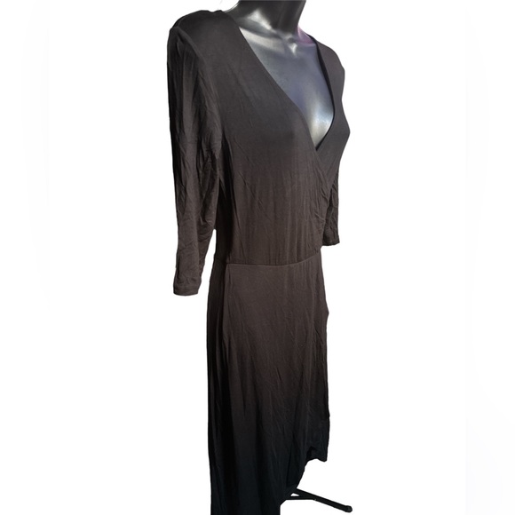 H&M Deep V-Neck High/Low Black Dress - Picture 2 of 7